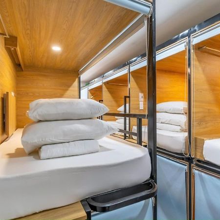 Amango Hostel Ho Chi Minh City Bagian luar foto