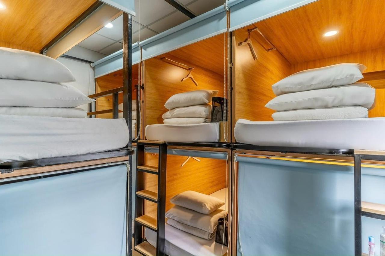 Amango Hostel Ho Chi Minh City Bagian luar foto