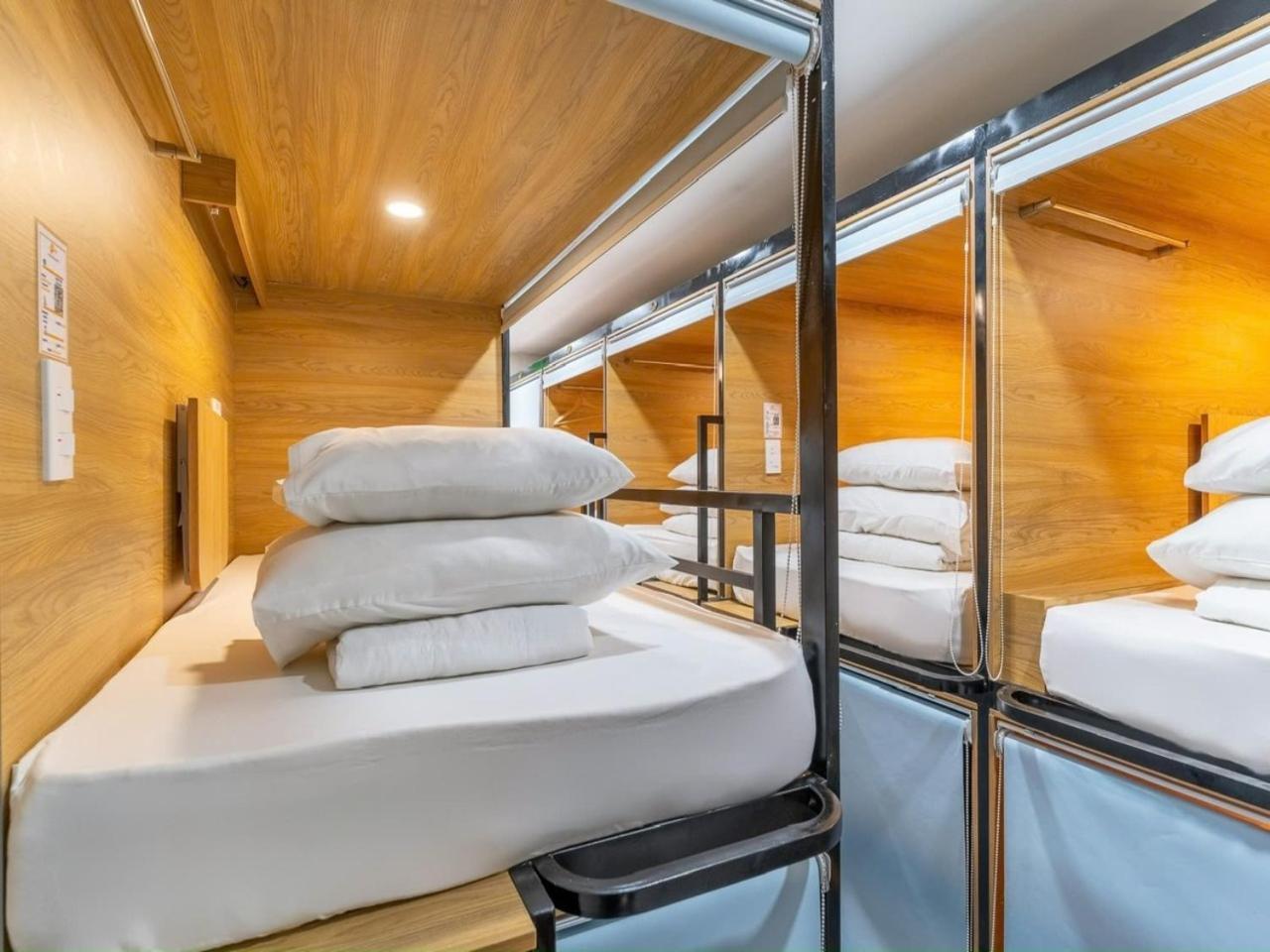 Amango Hostel Ho Chi Minh City Bagian luar foto